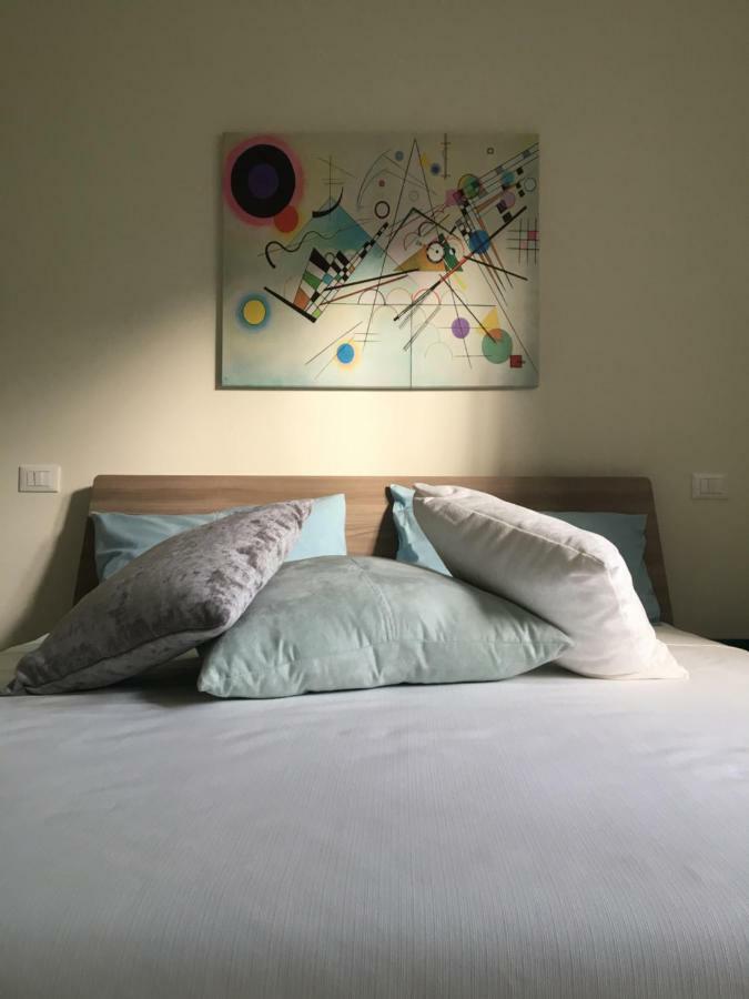Villa Joy - Iconic Heritage Rooms Montesilvano Marina Εξωτερικό φωτογραφία